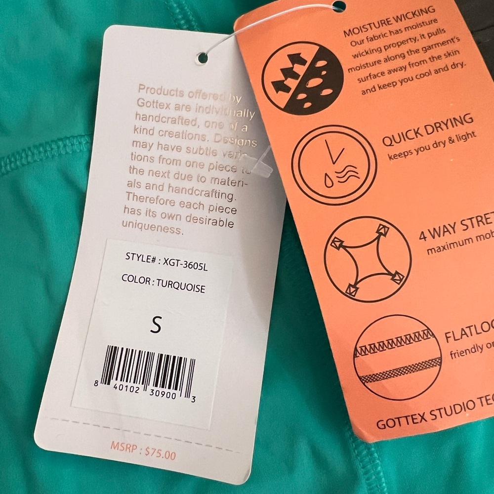NWT Gottex peachskin turquoise women’s size small leggings with phone pocket